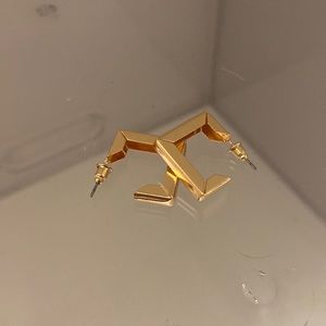 Gold Square Hoops- Sunshine Boutiques
